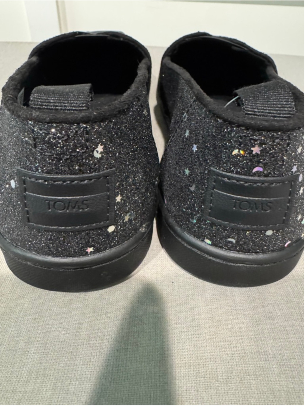 Girls TOMS Black Cosmic Glitter Alpargata Sneakers Size 6 - Picture 3 of 9